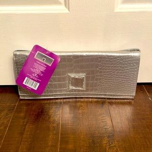 Paris Hilton handbag